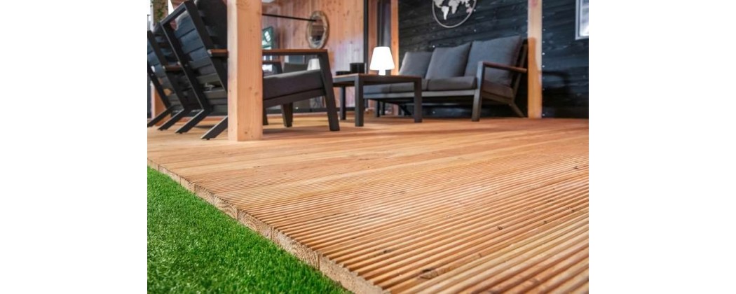 Lames de terrasses en bois ou en composite - Jardin et Chalet